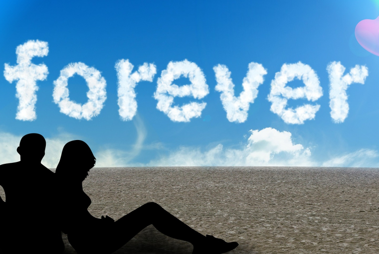 Soulful Relationship Advice: Couple on the beach + word forever